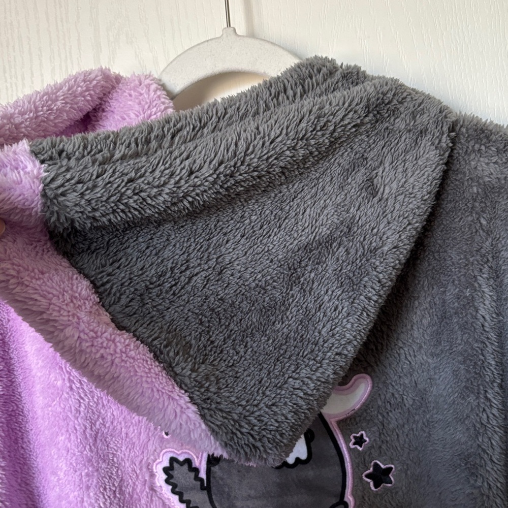 NWT Lush Fuzzy Hoodie - Gray and Purple - Picture 6 of 6